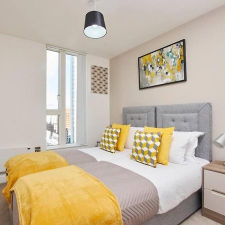 Lovely Apartment - Private Parking - Stadium Views مانشستر المظهر الخارجي الصورة