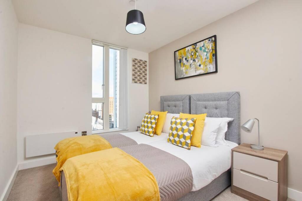 Lovely Apartment - Private Parking - Stadium Views مانشستر المظهر الخارجي الصورة