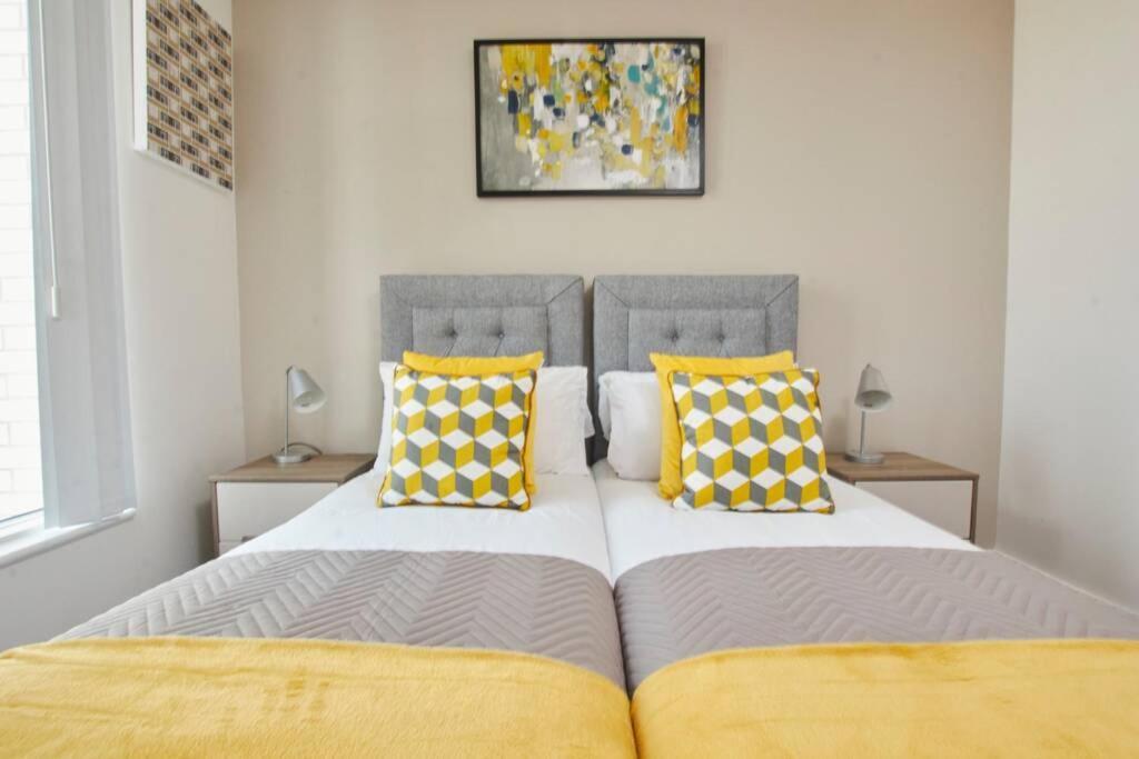 Lovely Apartment - Private Parking - Stadium Views مانشستر المظهر الخارجي الصورة